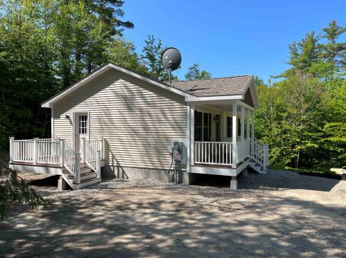 145 Chickville Rd, Ossipee, NH 03864-6951