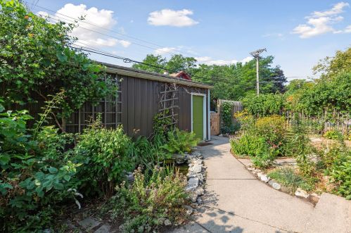 3103 Franklin Ave, Minneapolis MN  55406-1132 exterior