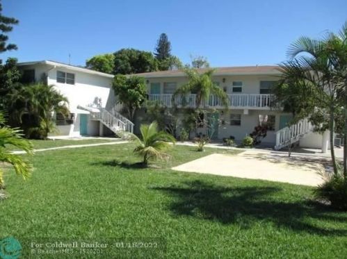 221 3rd Ave, Boynton Beach FL  33435-4563 exterior