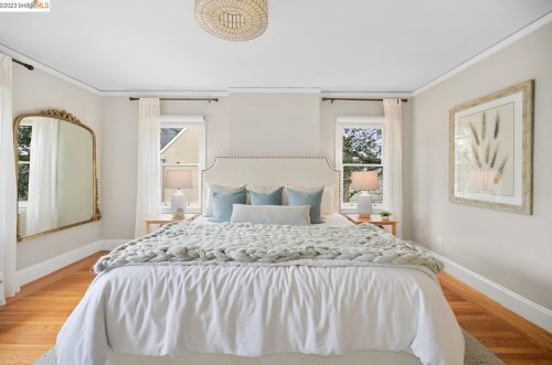 1230 Holman Rd, Oakland CA  94610-2541 exterior