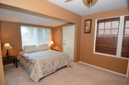 1160 Grand Ave, San Diego CA 92109-4272 exterior