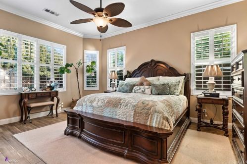 6019 Dubois Pl, Bakersfield CA  93306-7590 exterior