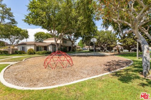 8595 Edgebrook Dr, Garden Grove CA  92844-1910 exterior