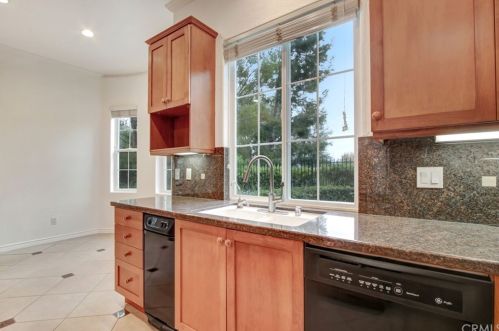 24613 Garland Dr, Santa Clarita CA  91355-4962 exterior