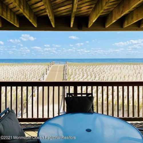 1926 Ocean Ave, Pelican Island NJ  08751-1224 exterior