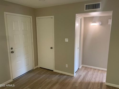 1015 79th Way, Mesa, AZ 85208-6079