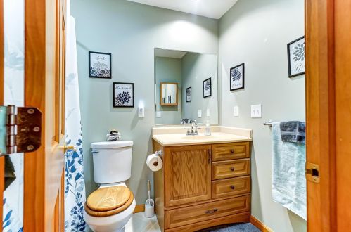 2593 Karok Dr, London OH  43140-9021 exterior