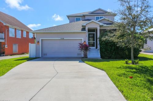 3148 Cottage Grove Ave, Naples, FL 34112-7314