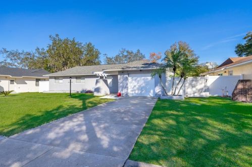 4849 Stony Brook Ln, Orlando, FL 32808-2633
