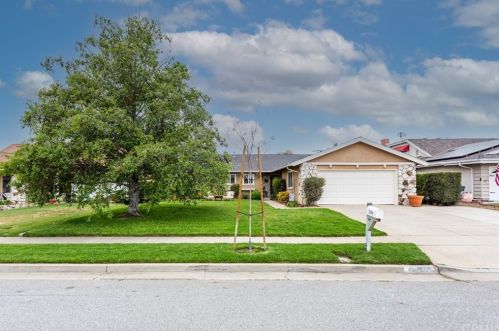 3259 Greenleaf Dr, Brea, CA 92823-6324