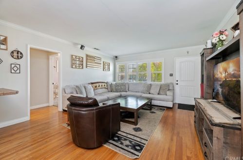 4875 Sunnyside Dr, Riverside CA  92506-2379 exterior