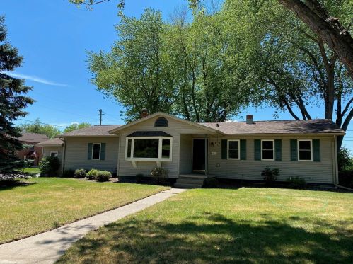 6022 Robil Ct, La Crosse, WI 54601-2245