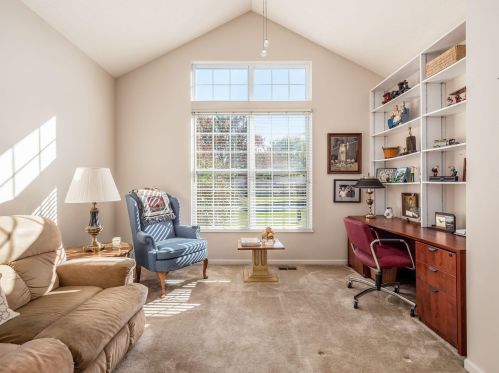 4933 Haughn Rd, Darbydale OH  43123-8221 exterior