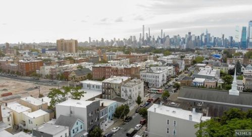 410 26th St, Union City NJ  07087-4511 exterior