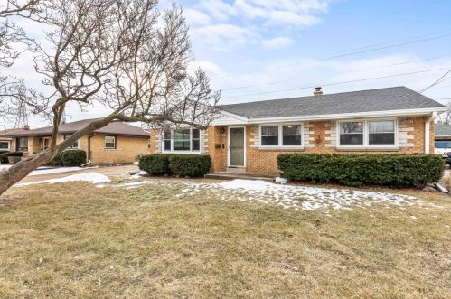 6217 Allerton Ave, Milwaukee WI  53220-3409 exterior