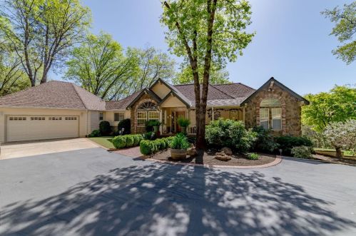 16936 Meyer Ln, Grass Valley, CA 95949-9286