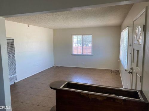 43354 7th St, Lancaster, CA 93535-4746