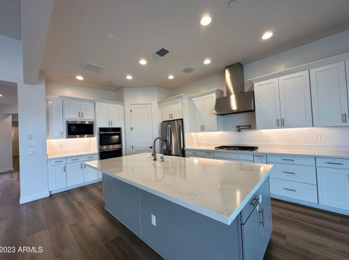 19670 Mulberry Dr, Buckeye AZ 85396-2135 exterior