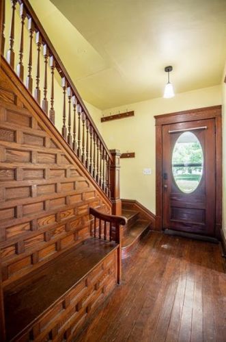35 Donation Rd, Greenville, PA 16125-1425