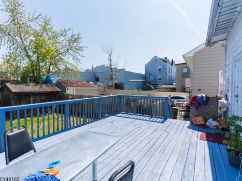 242 11th St, Paterson NJ  07508-2012 exterior