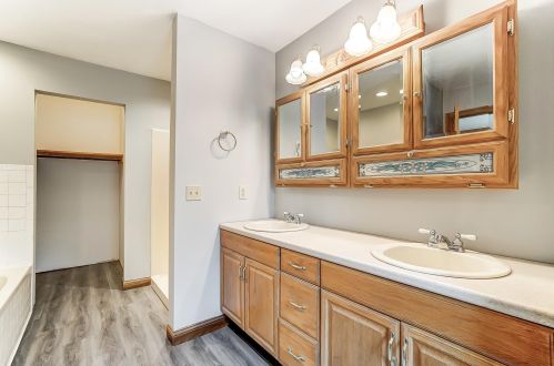 7186 National Rd, Brookville OH  45309-8784 exterior