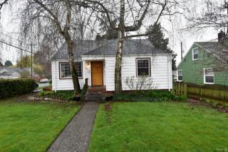 601 49 St, Seattle WA  98103-6839 exterior