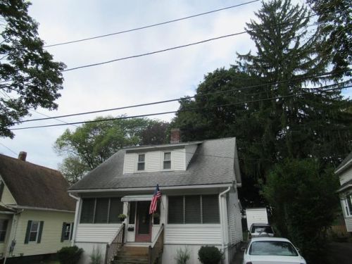 7 Wentworth St, Worcester, MA 01603-1814