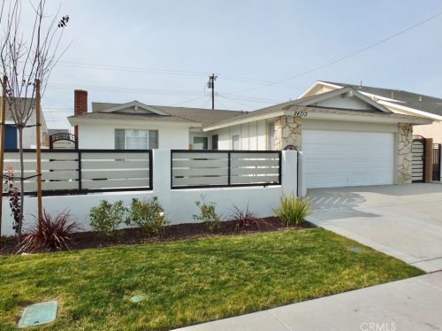 24713 Ravenna Ave, Long Beach, CA 90745-6441