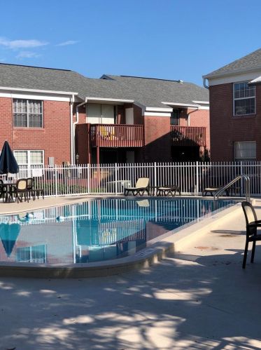 1120 83rd Ave, Saint Petersburg, FL 33702-4138