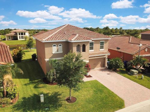 1753 Berkshire Cir, Vero Beach FL 32968-6720 exterior