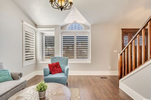 1211 800, West Kaysville, UT 84037-3090