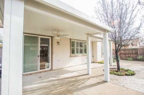 9950 Kennet Way, Elk Grove CA  95757-5118 exterior