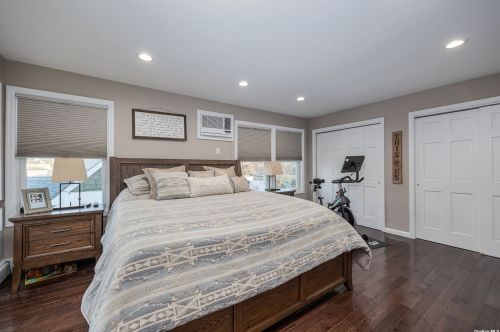 2532 Washington Blvd, North Bellmore NY  11710-2643 exterior