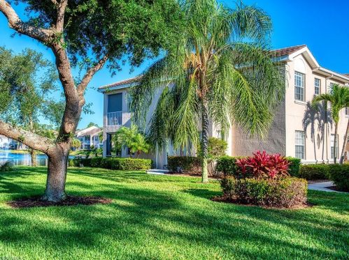 6215 Wilshire Pines Cir, Naples, FL 34109-8788