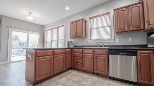 101 Muirfield Dr, Valpo IN  46385-6277 exterior