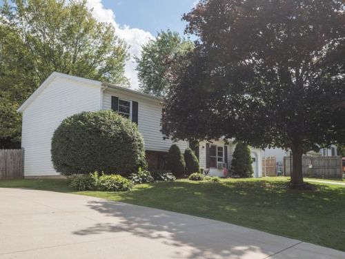 257 Apple St, Salem, OH 44460-3621