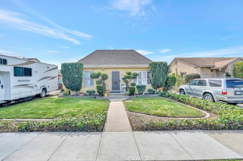 618 36th St, Long Beach, CA 90806-1110