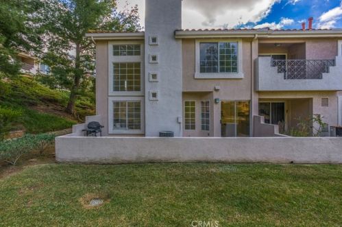 1005 Rising Sun Ct, Anaheim CA  92808-2407 exterior