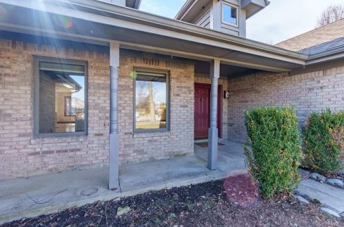 240 Fivepines Ct, Englewood OH  45315-9636 exterior