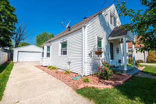 6400 37 Ave, Kenosha WI 53142-3335 exterior