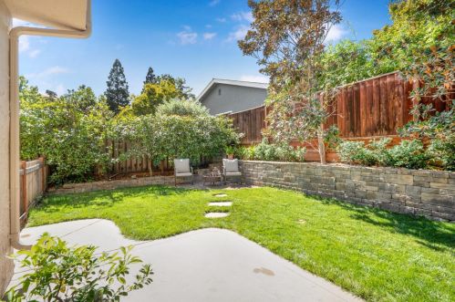 16711 Willow Creek Dr, Morgan Hill CA  95037-4819 exterior