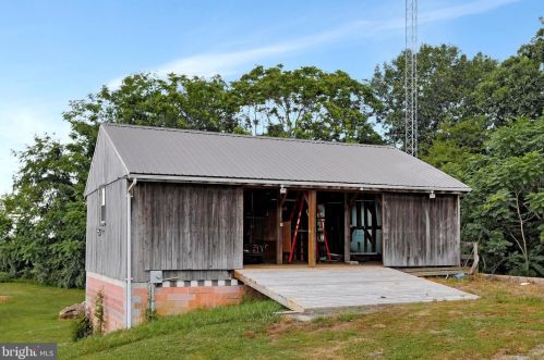 9478 Fort Stouffer Rd, Upton PA  17225-9780 exterior