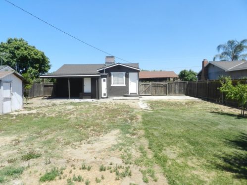 1340 Joseph St, Livingston CA  95334-1626 exterior