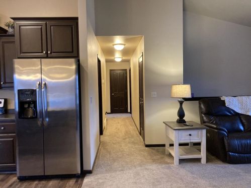 907 Lotus Trl, Menasha WI  54952-8852 exterior