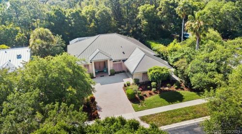 1702 Hunters Club Way, Palm City, FL 34990-4502