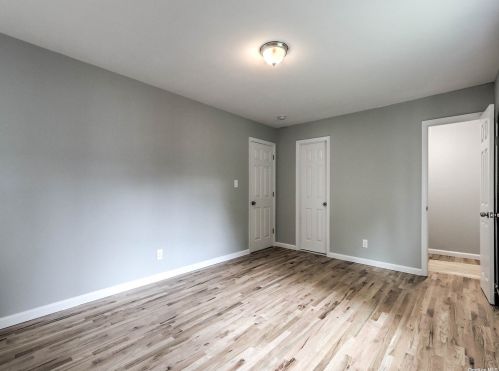 48 Shaw Ave, Islip Manor NY  11751-2420 exterior