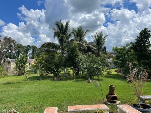 206 Floyd Ave, Lehigh Acres FL 33971-1716 exterior