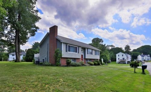 1 Harmony Ln, Methuen, MA 01844-5405