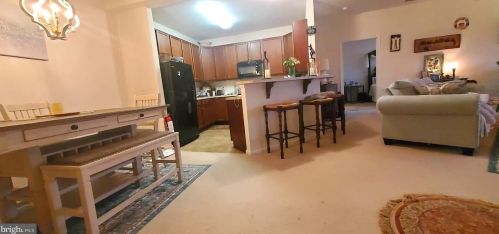 336 Timberlake Dr, Trenton, NJ 08618-1459