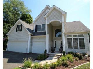 80 Charles Mary Dr, Middletown, CT 06457-2075